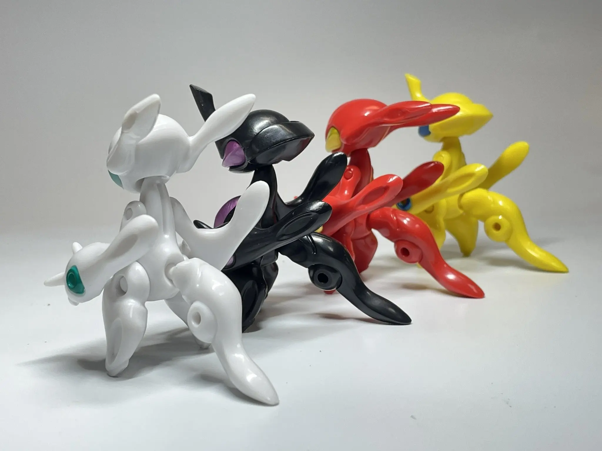 Капсульные игрушки SO-TA Cool  – обзор и цена Model Kit Robot