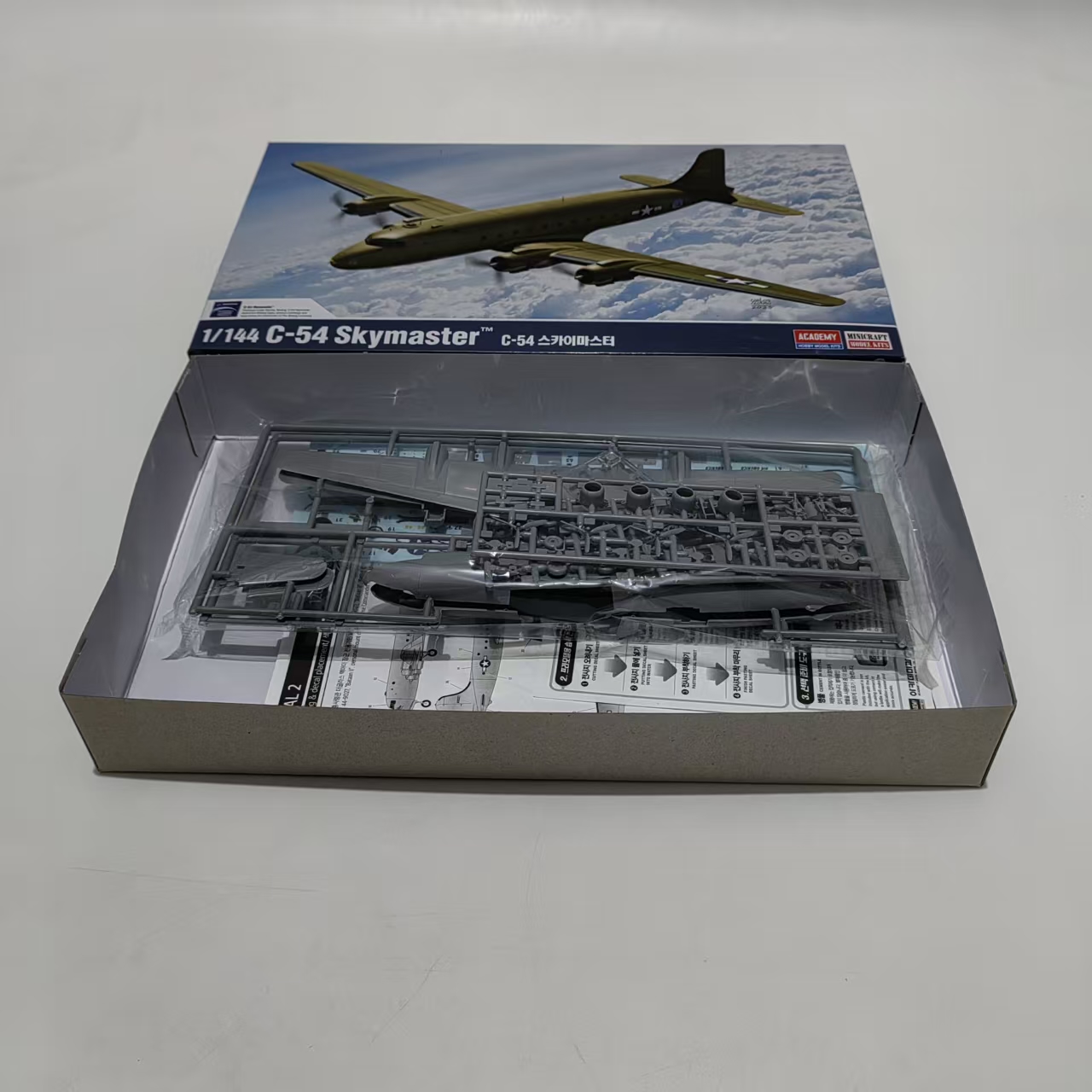 AC12652 ACADEMY 1/144 USAAF C- – обзор и цена Model Kit Academy