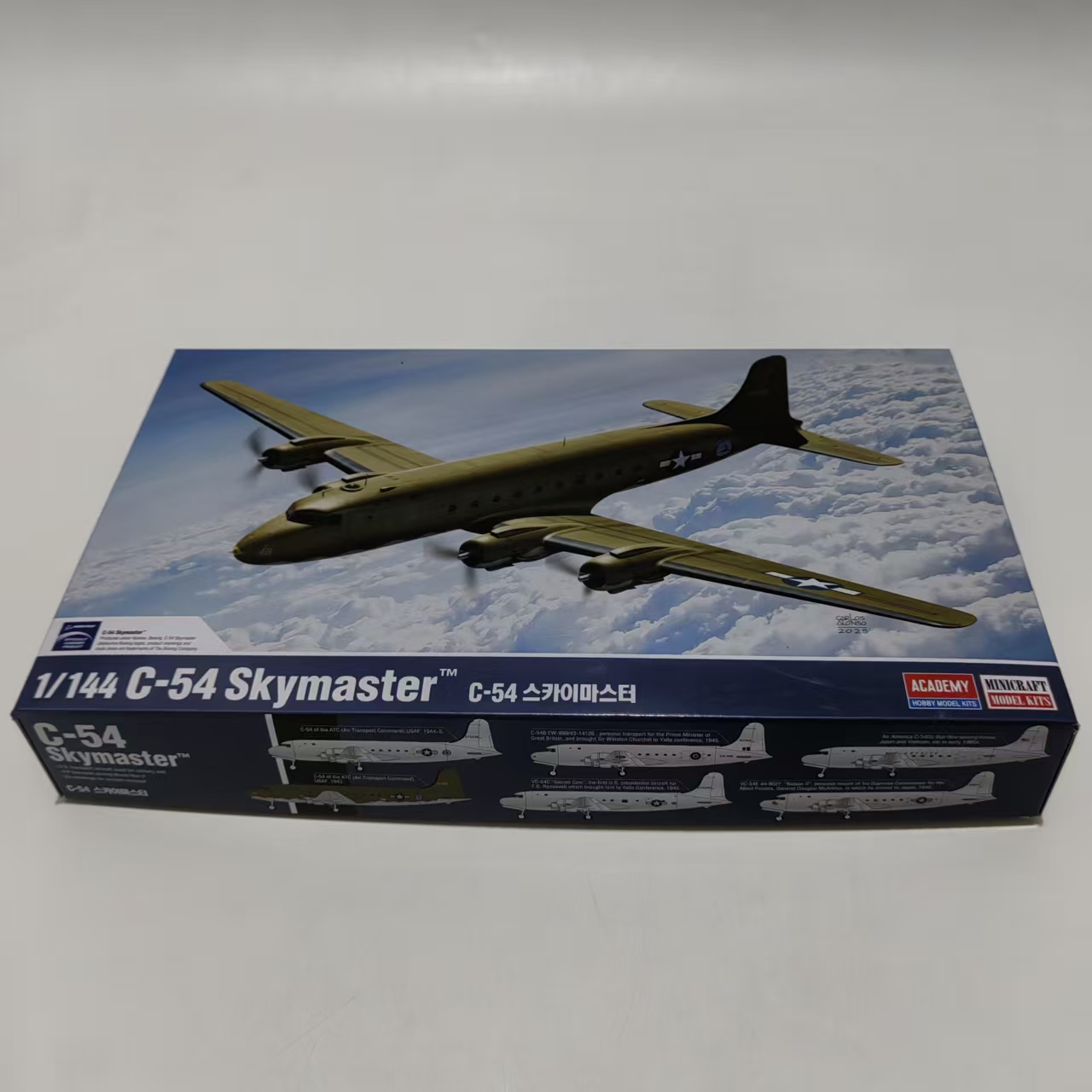 AC12652 ACADEMY 1/144 USAAF C- – обзор и цена Model Kit Academy