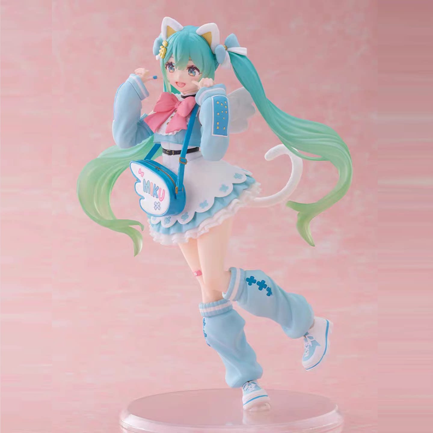 В наличии: 19-сантиметровая фи – обзор и цена Model Kit Hatsune Miku