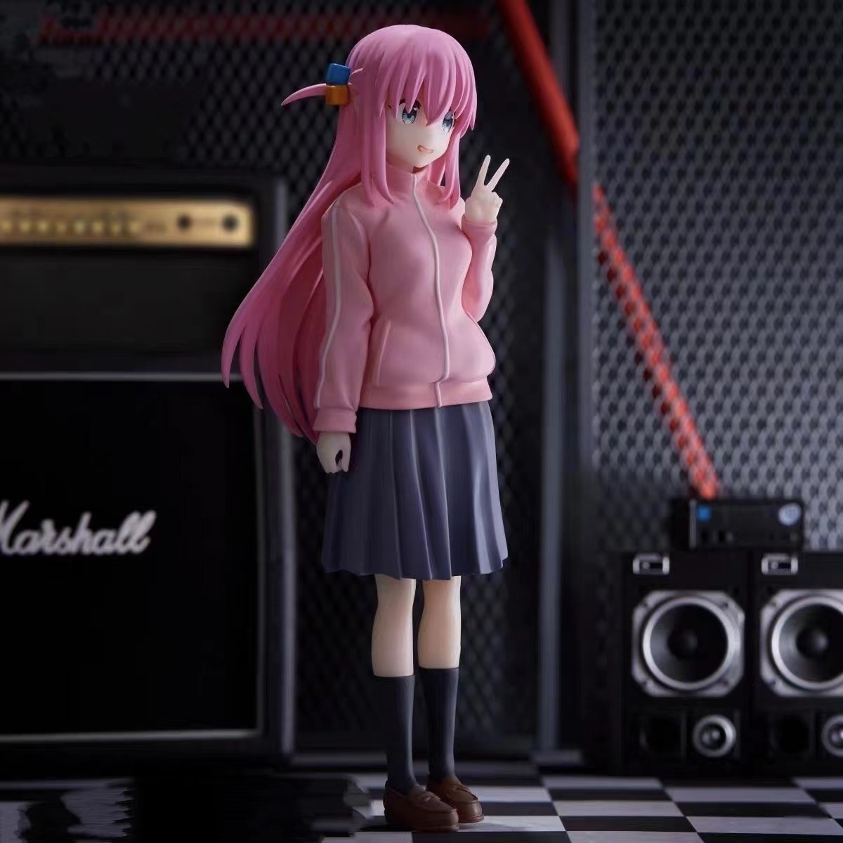 Фигурки Gotoh Hitori японского – обзор и цена Model Kit Bocchi