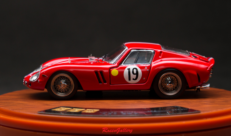 Модель автомобиля PGM 1:64 250 – обзор и цена Model Kit Pg