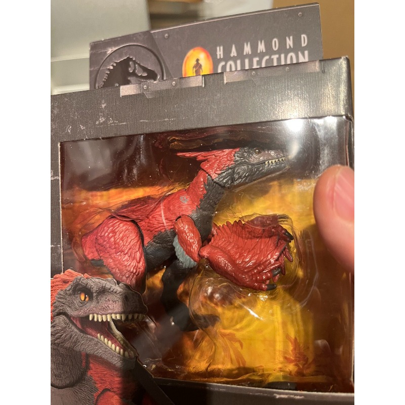 Коллекционная фигурка Индомину – обзор и цена Model Kit Jurassic Park