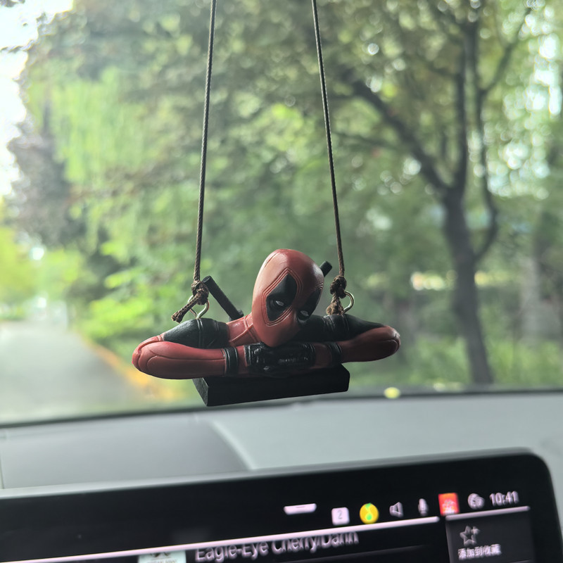 Автомобильное зеркало заднего  – обзор и цена Model Kit Deadpool